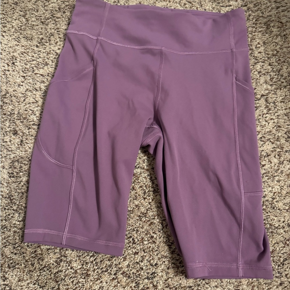 Lululemon Women's Purple Shorts